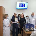 Елена Кашкарова поздравила тюменских медработников с Днем защитника отечества