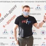 Депутат Максим Гелас стал донором