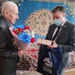 Мончегорские единороссы поздравили ветеранов с Днем защитника Отечества