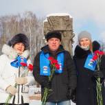 Активисты Верхнесалдинского местного отделения поддержали Всероссийскую акцию «Защитим память героев»