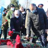 В Тихорецком районе у памятника воинам-интернационалистам состоялось возложение