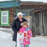 Депутат Александр Серебренников исполнил мечту девочки из Верхних Серег