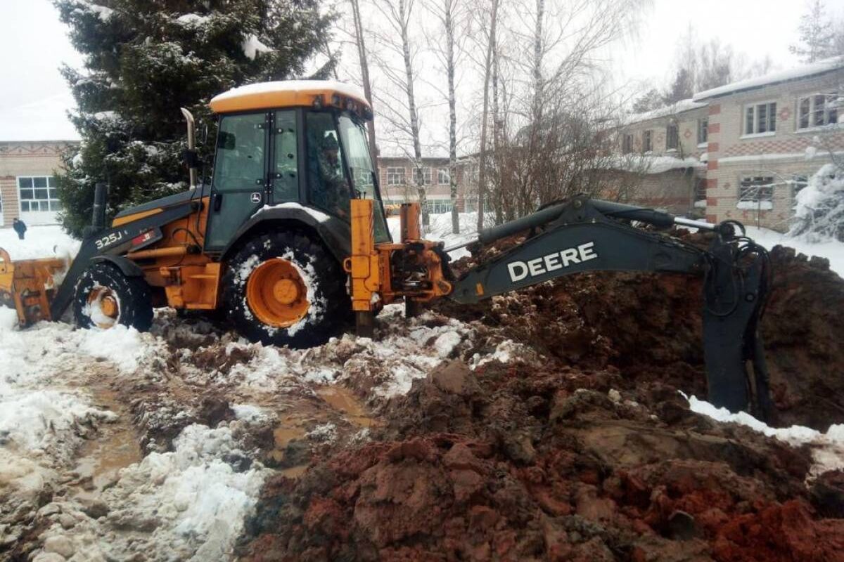 Сергей Мазалов помог в ликвидации аварии на водопроводе