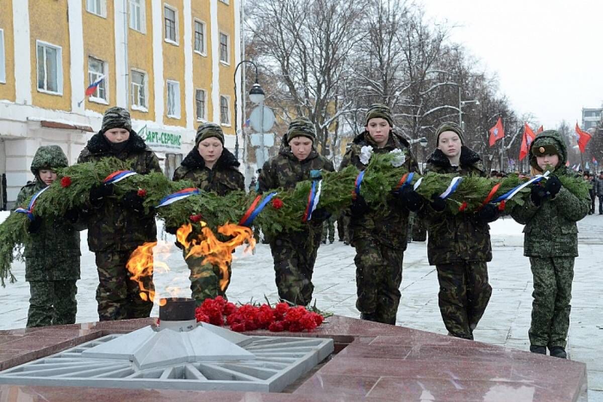 Единая Россия» запустила онлайн-акцию «Наши защитники»