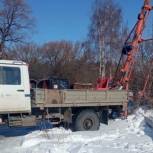 При содействии Алексея Земцова в деревне Малахово идет замена опор линий электропередачи