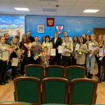 Молодым семьям Шпаковского округа вручили жилищные сертификаты