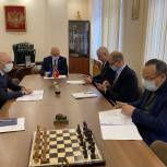 Сенатор  Олег Цепкин провел заседание Общественного совета проекта «Шахматный всеобуч»
