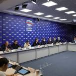 Андрей Турчак: «Единая Россия» открывает новое направление волонтерской помощи на Донбассе