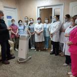 Депутат Александр Коробейников передал рециркулятор воздуха Сарапульской районной больнице