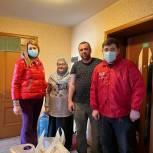 Ризван Курбанов оказал помощь семье погорельцев