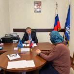 Депутат Хучбар Хучбаров провел прием граждан в Региональной приемной «Единой России»