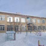 Татьяна Кузнецова помогла с заменить окона в детском саду №34 Златоуста