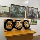 В Невинномысске открылась художественная выставка «Поэзия родной природы»