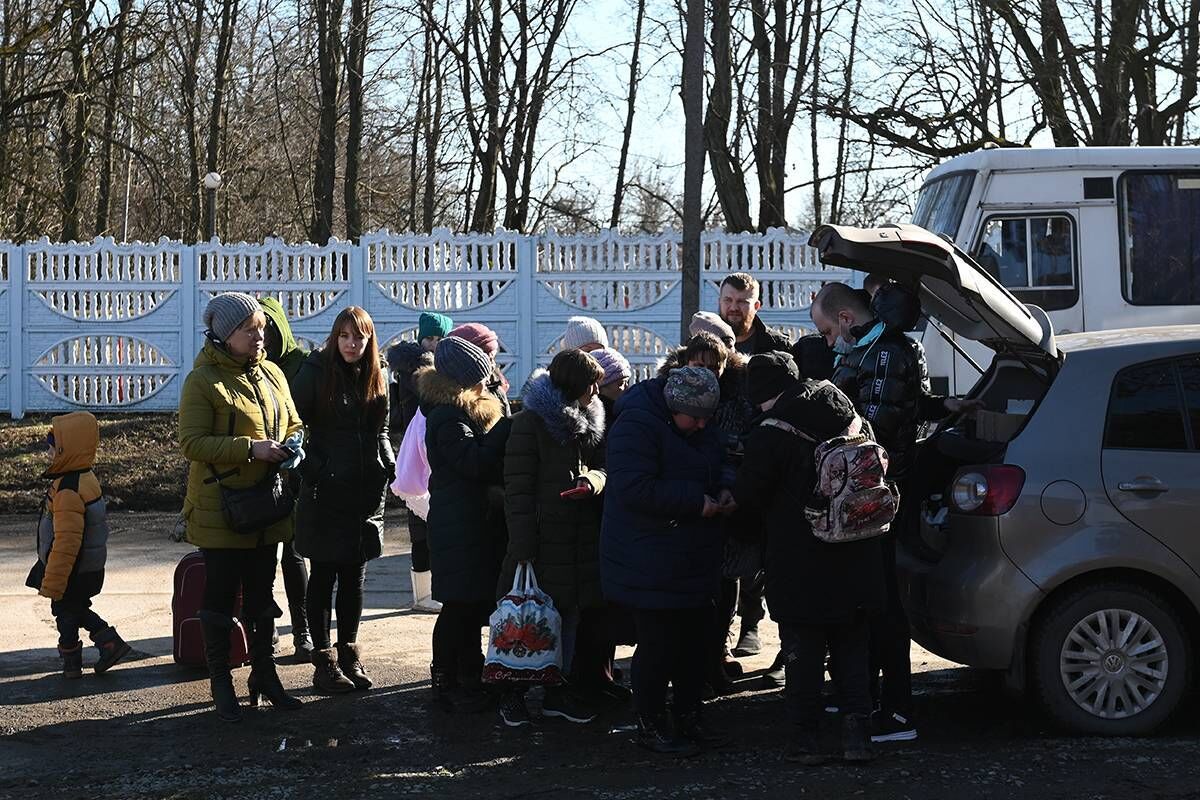 Волонтерский центр «Единой России» на Кубани собрал уже более 16 тонн  продуктов и полмиллиона рублей на помощь эвакуированным жителям из ДНР и ЛНР