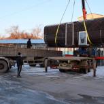 Автомобиль, дефибриллятор и банные комплексы: новые конвои с помощью отправила «Единая Россия» на фронт