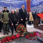 Депутаты Саратовской городской Думы встретились с ветеранами, служившими в Афганистане, а также почтили память воинов -интернационалистов