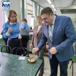 Активисты «Единой России» в рамках партпроектов проводят мониторинг качества горячего питания в школах республики