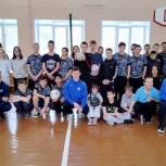 В Нижнем Новгороде «Единая Россия» организовала мастер-класс по футболу для детей с ОВЗ