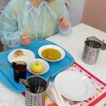 В Кузбассе единороссы проверили качество школьного питания