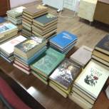 В Мурманской области «Единая Россия» собирает книги для детей из ЛДНР