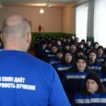 «Молодая Гвардия Единой России» провела просветительские лекции в исправительной колонии ДНР для сдавшихся в плен военнослужащих ВСУ