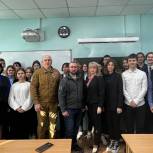 В Камчатском крае «Единая Россия» организовала «Уроки мужества» для школьников