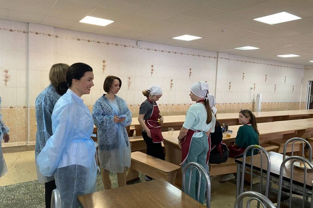Белгородские партийцы продолжают контролировать качество школьного питания