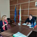 Артем Спиридонов провел прием граждан в региональной общественной приемной партии