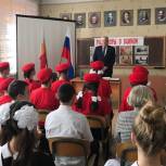 Депутат Вячеслав Василенко провел «Разговор о важном» для школьников Морозовского района