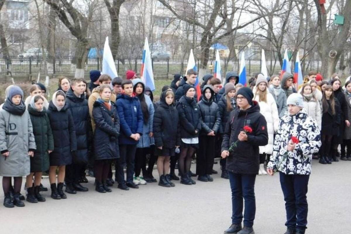 Активисты партии приняли участие в митингах памяти