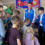 В Приморском крае «Единая Россия» организовала «Зарядку с чемпионом» для воспитанников детского дома