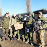 Окопные свечи, генераторы, лекарства: «Единая Россия» продолжает отправлять помощь участникам СВО