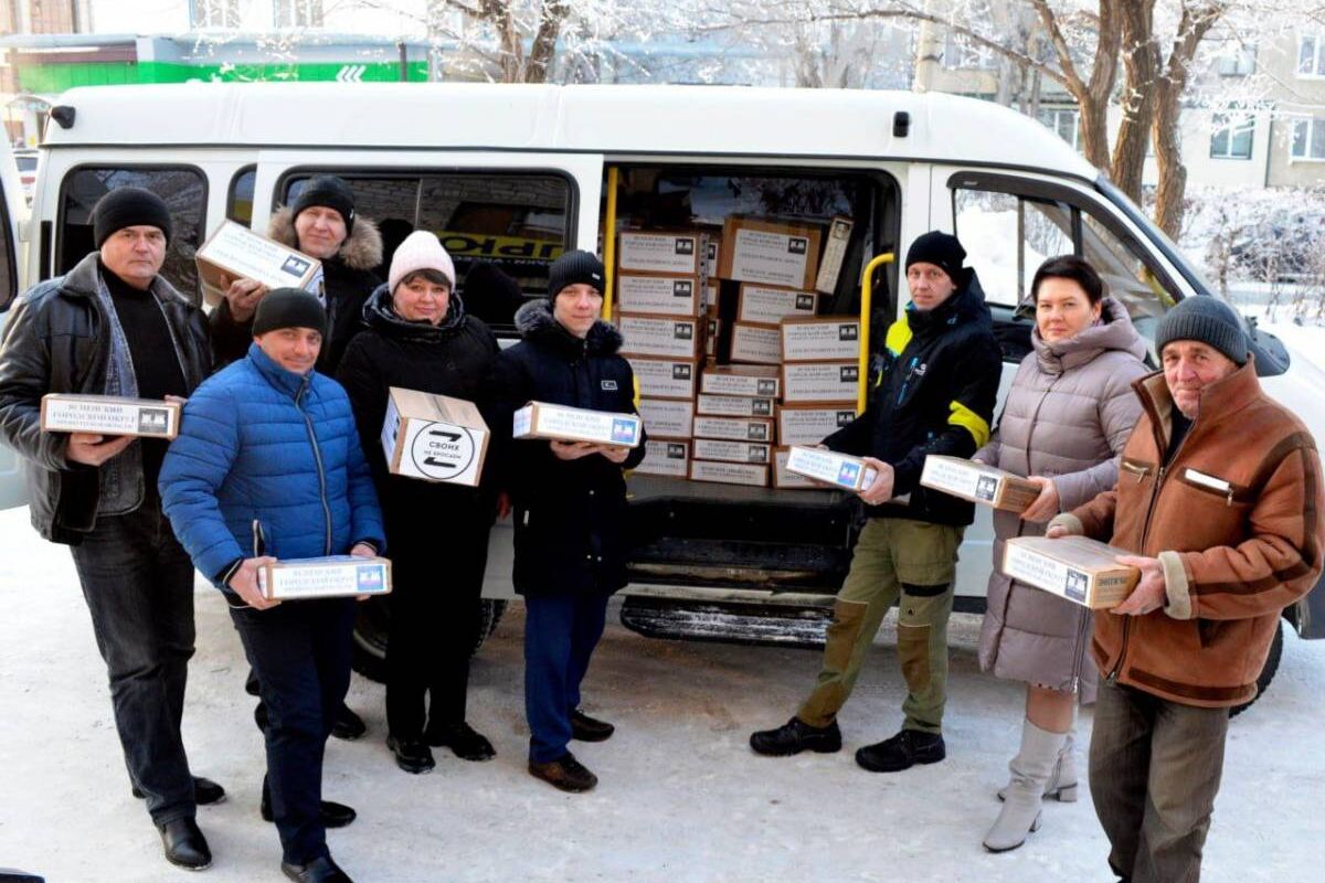 Оренбуржцы дарят солдатам Тепло родного дома