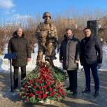 В Ижевске по инициативе «Единой России» открыли памятник участникам спецоперации