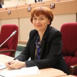 Елена Стифорова предложила работникам образовательных учреждений удобный формат проведения профилактических медосмотров