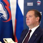 Дмитрий Медведев: Сегодня, как и много лет назад, мы даем решительный отпор враждебным силам, возродившемуся нацизму