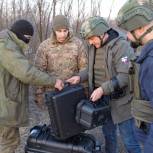 «Единая Россия» передала технику военнослужащим 100-й бригады и подразделению артиллеристов в ДНР