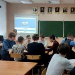 К Дню защитника Отечества сторонники организуют для школьников и студентов интеллектуальные игры «РосКвиз»