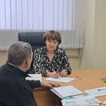 Елена Стифорова поможет пенсионерам и семьям с детьми-инвалидами в решении волнующих их вопросов
