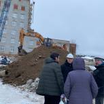 Алексей Хейфец проверил ход реконструкции блоков "А" и "Б" больницы в Петрозаводске