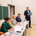Депутаты-единороссы приняли участие в заседании Общественного совета в Чистых прудах
