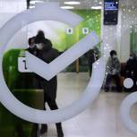«Сбер» и ВТБ отменят комиссии по банковским операциям участников спецоперации