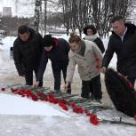 Во Владимирской области «Единая Россия» провела памятные мероприятия, посвященные воинам-интернационалистам