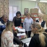 Партийцы Нового Уренгоя встретились с волонтерами штаба «Сердце цвета хаки»