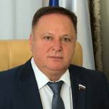 Олег Валенчук поздравил кировчан с 23 февраля