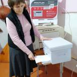 Депутат «Единой России» приобрел для школы искусств копировальный аппарат