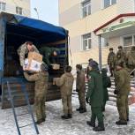 «Единая Россия» привезла более тысячи подарков в военную часть Тоцкого в Оренбургской области