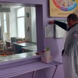 В образовательных организациях Никольского района активистами партии «Единая Россия» и родителями проведен мониторинг качества горячего питания
