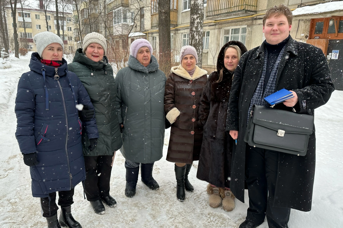 Секретарь первичного отделения провел встречу с жильцами многоквартирного  дома | 13.02.2023 | Йошкар-Ола - БезФормата