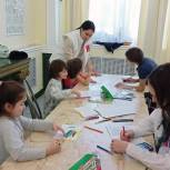 Молодогвардейцы Уфы организовали мастер-класс по рисованию для детей